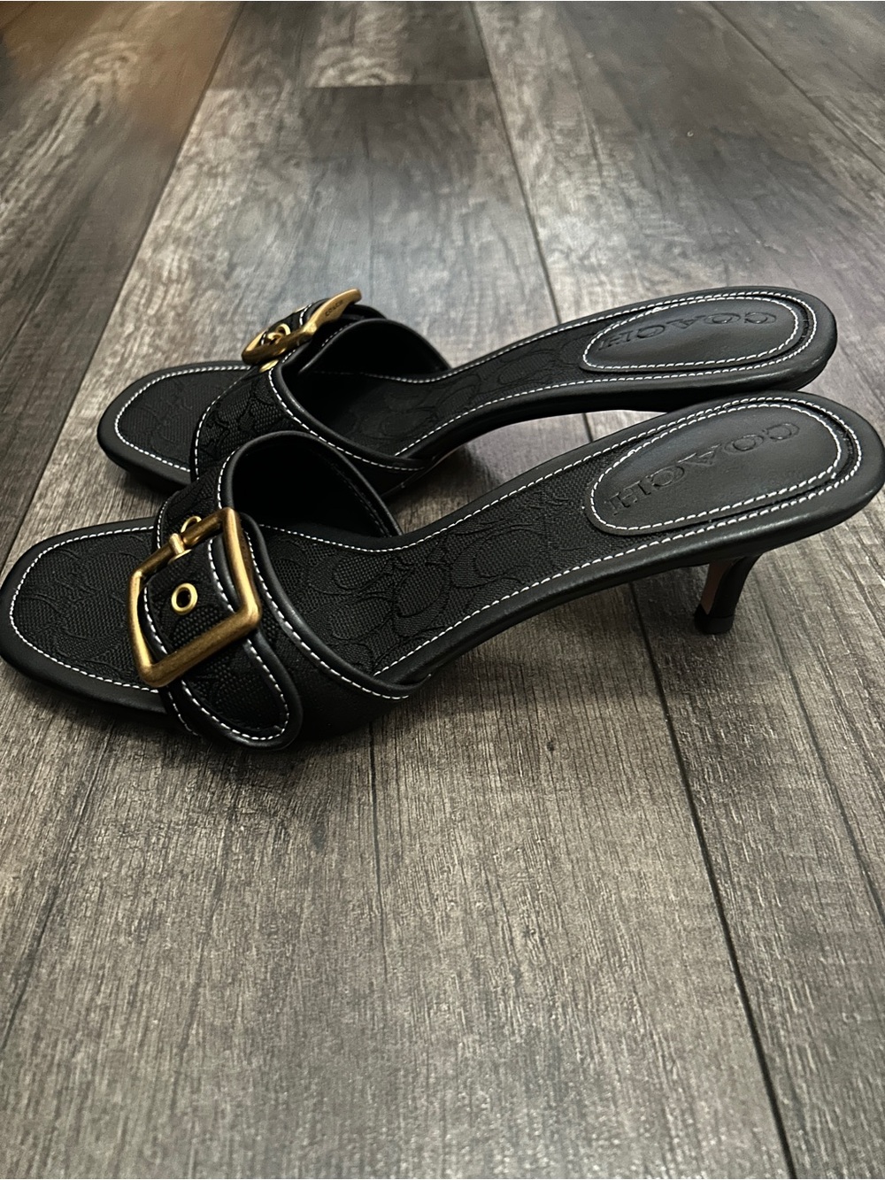 coach margot heels - Picture 4 of 7